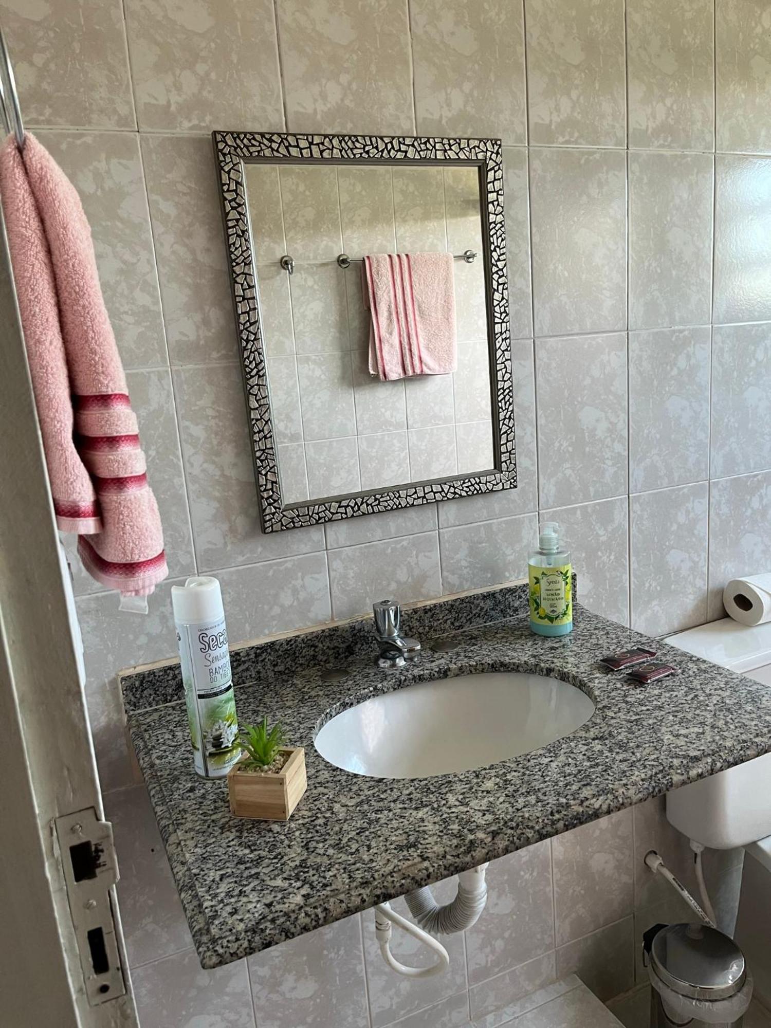 Pousada Familiar Vilage Bed & Breakfast Homestay Volta Redonda Exteriér fotografie