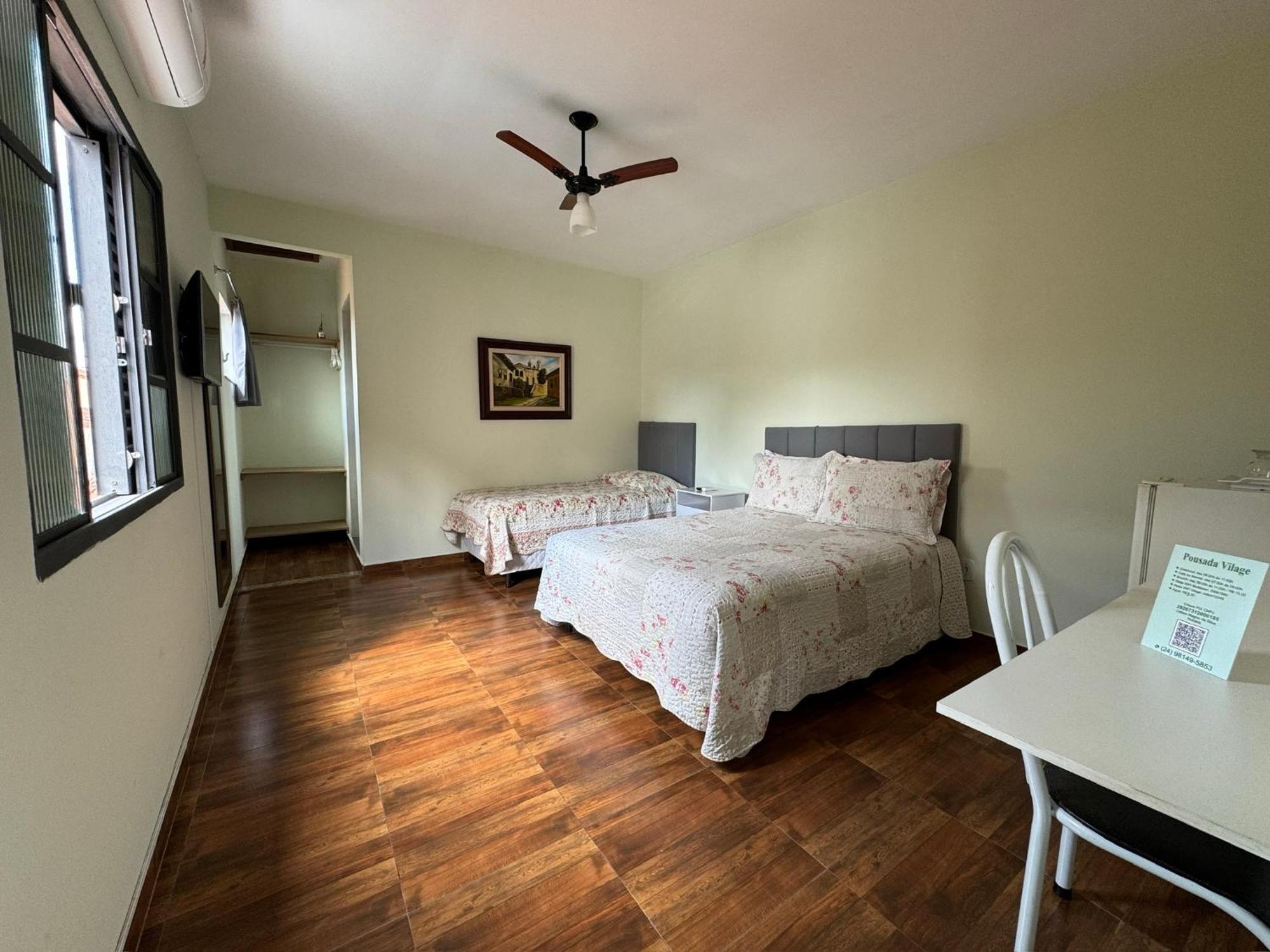 Pousada Familiar Vilage Bed & Breakfast Homestay Volta Redonda Exteriér fotografie