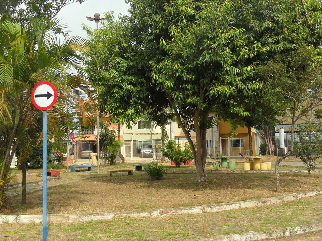 Pousada Familiar Vilage Bed & Breakfast Homestay Volta Redonda Exteriér fotografie